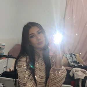 Meet your Posher, Melike